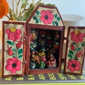 Signed handcrafted Peru Retablo